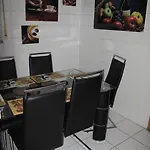 - Free2beme شقة