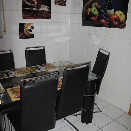 - Free2beme Apartamento