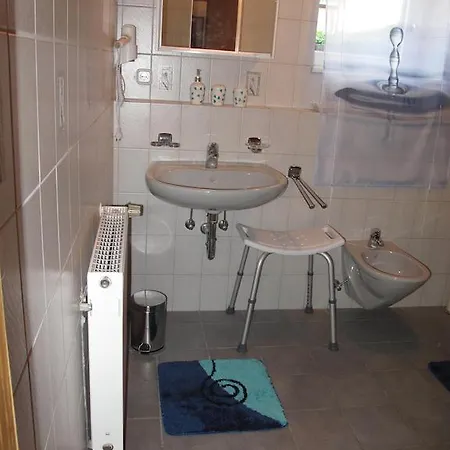 - Free2beme Apartment